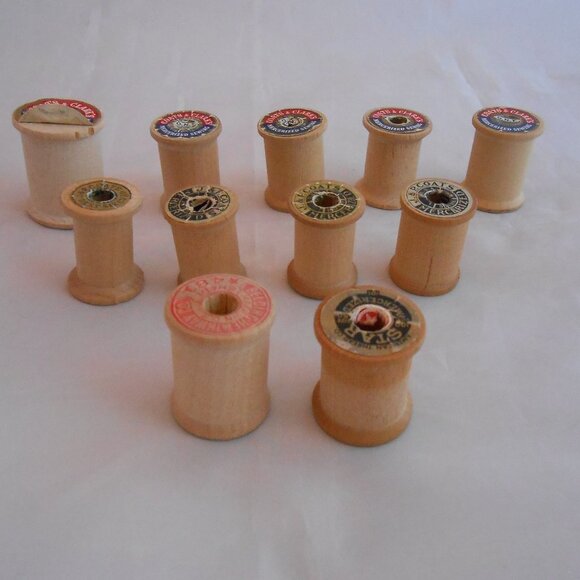 Vintage Wooden Spools, Lot Of 11, Empty Spools, Sewing, Arts&Crafts, Coats&Clark - Picture 1 of 5